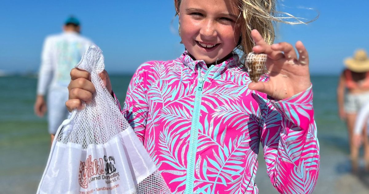 Sand Dollar Shelling